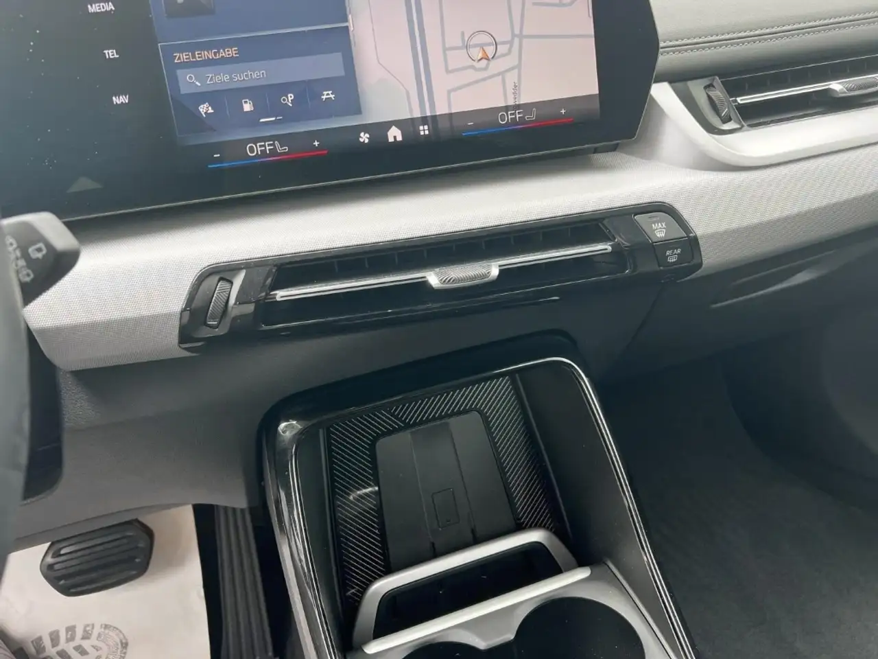 BMW 218 i HUD AHK Navi Memory Sitze H&K 360°Kamera Komfort — Galerie du véhicule 12