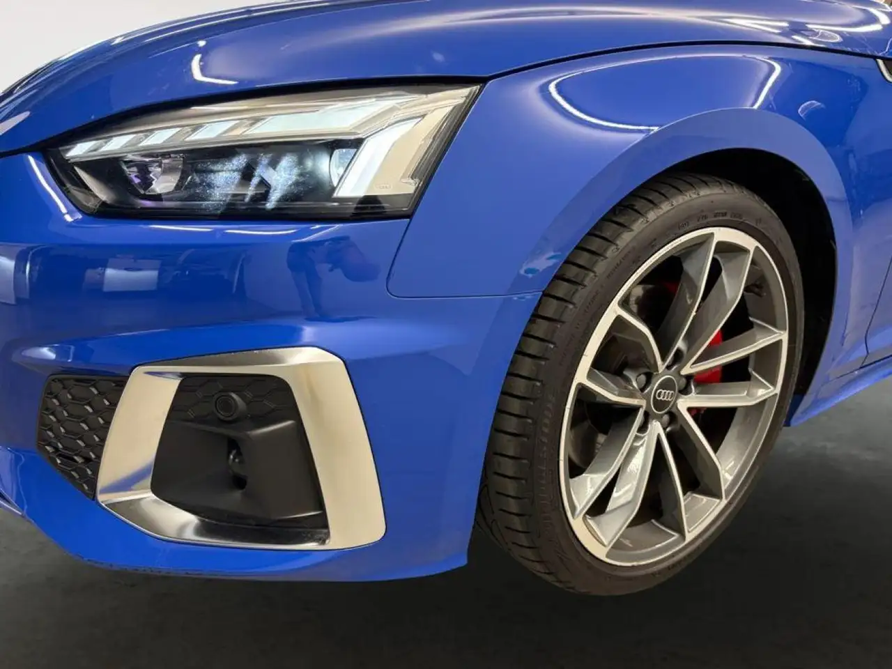 Audi A5 Cabrio 40 TFSI S line S tronic — Vehicle gallery 6