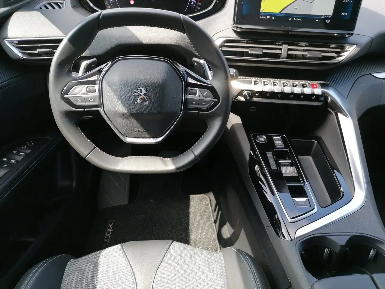 Peugeot 3008 1.2 PureTech 130 Allure Pack ACC KeyLess LM — Vehicle gallery 9