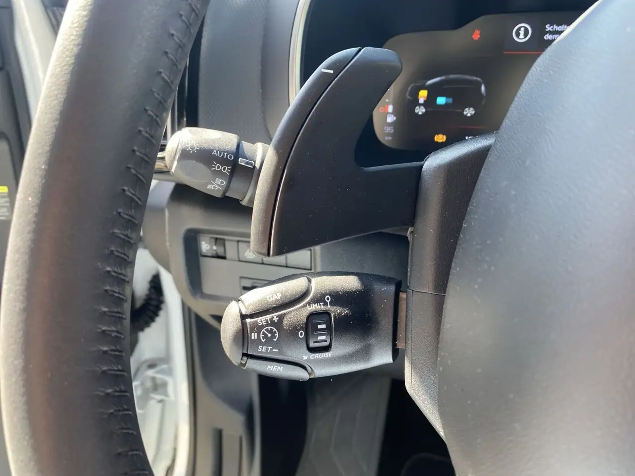 Citroen C5 Aircross 1.2 Mild-Hybrid 136 Max S&S — Vehicle gallery 13