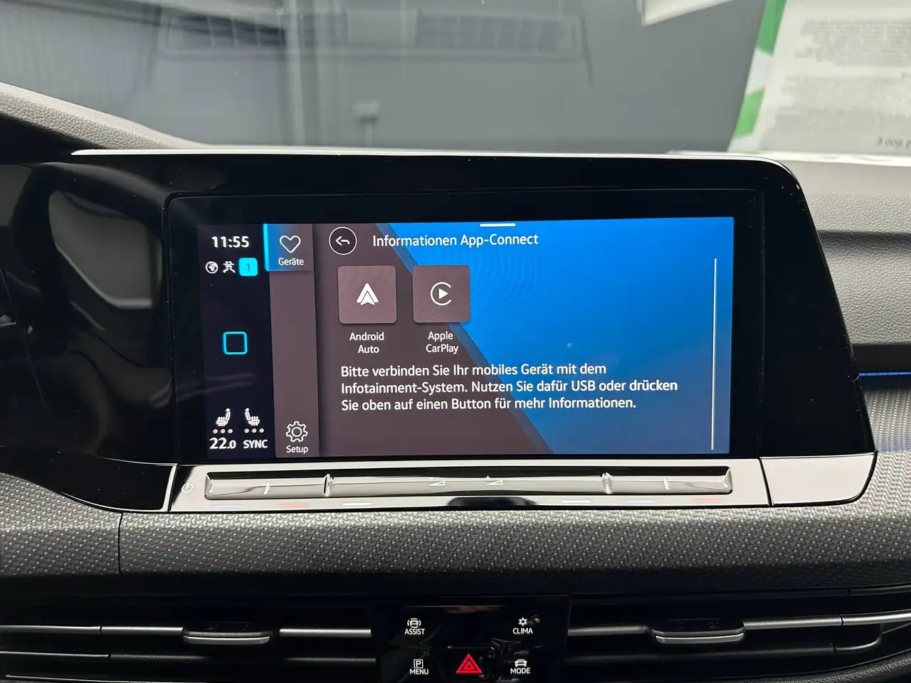 Volkswagen Golf Lim. 1.5 eTSI DSG R-Line *KAMERA*NAVI*ACC*CarPlay* — Vehicle gallery 25