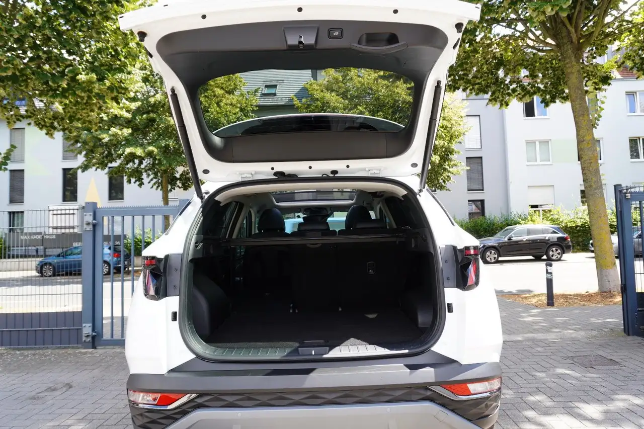 Hyundai TUCSON Prime 4WD Pano AssPak+ Belüf 360° ACC LED — Vehicle gallery 30