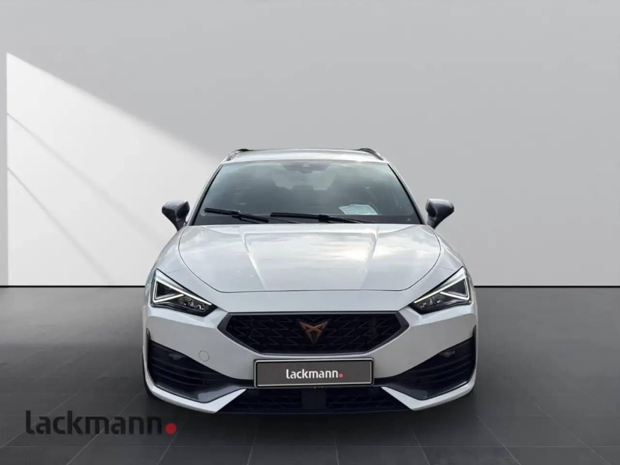 CUPRA Leon Sportstourer VZ *Navi*LED*Kamera*Kessy*Winterp.* — Vehicle gallery 3