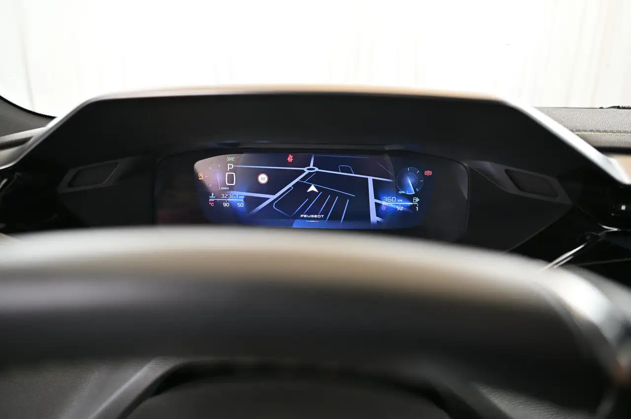 Peugeot 308 SW 1.2 e-THP EAT8 GT MATRIX/NAVI/SOUND-HIFI/18 — Galerie du véhicule 38