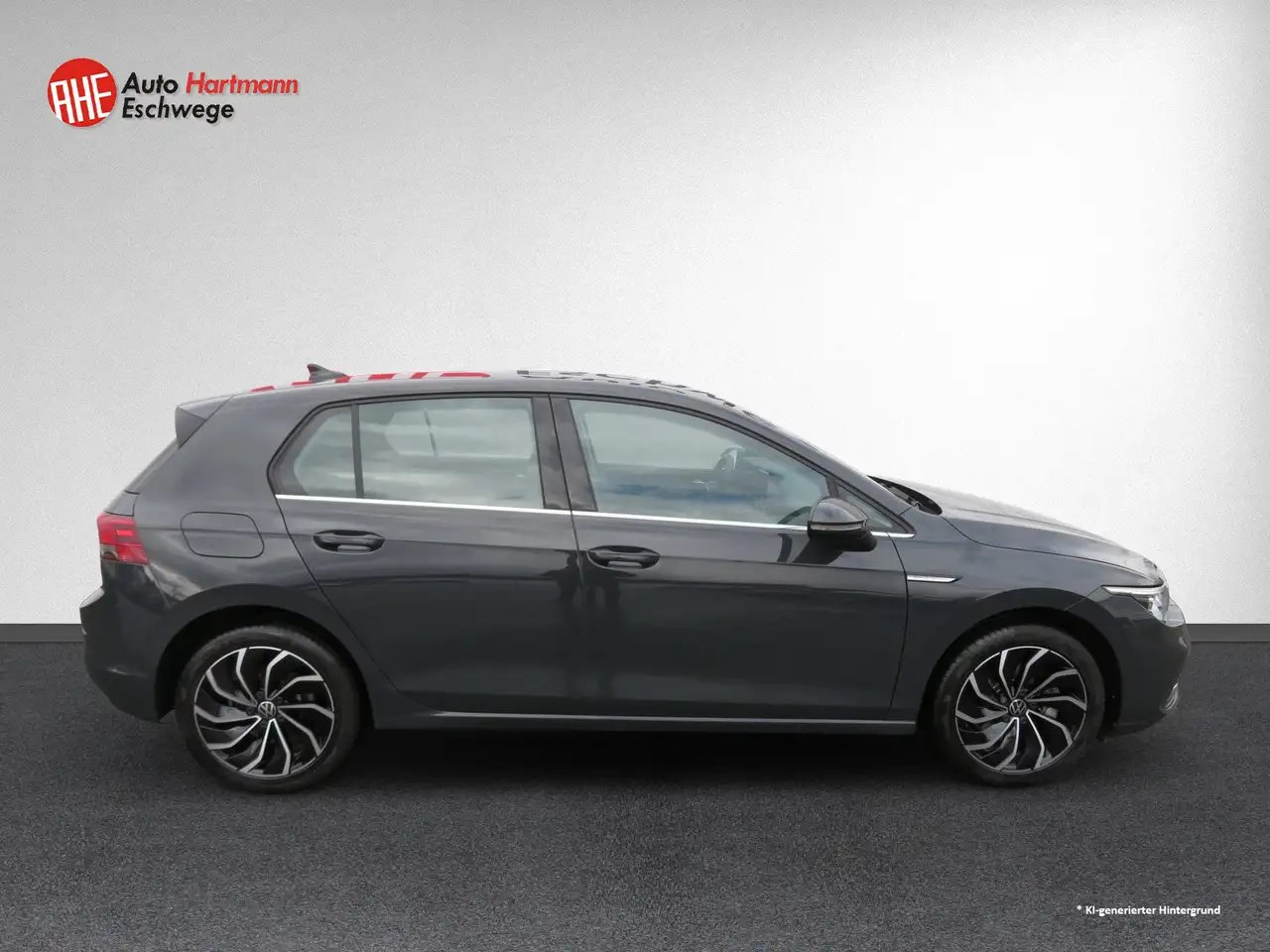 Volkswagen Golf VIII 2.0 TSI Style LED DAB ACC 17" virtual — Galería del vehículo 3