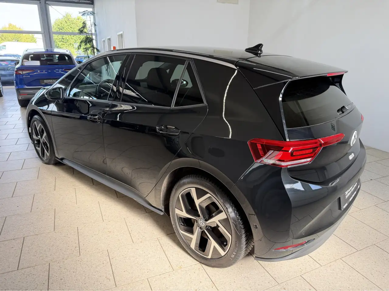 Volkswagen ID.3 Pro Move SHZ KAMERA NAVI ACC FACEL. LED — Galería del vehículo 3