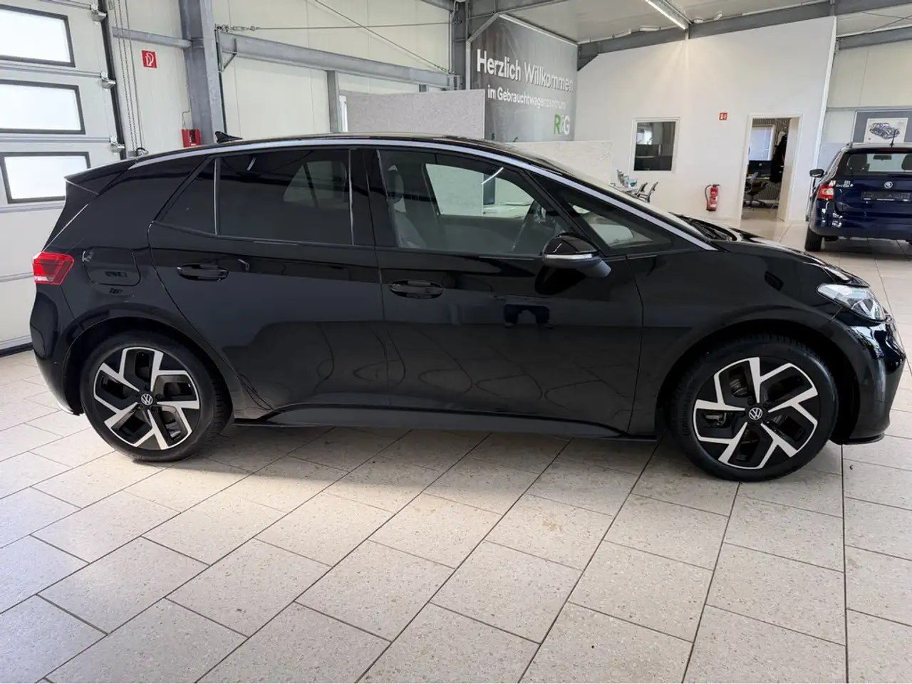Volkswagen ID.3 Pro Move SHZ KAMERA NAVI ACC FACEL. LED — Galería del vehículo 6