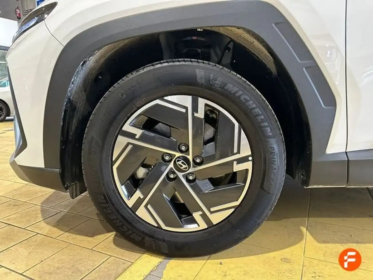 Hyundai TUCSON 1.6 CRDI 100kW (136CV) 48V Maxx — معرض صور السيارة 23