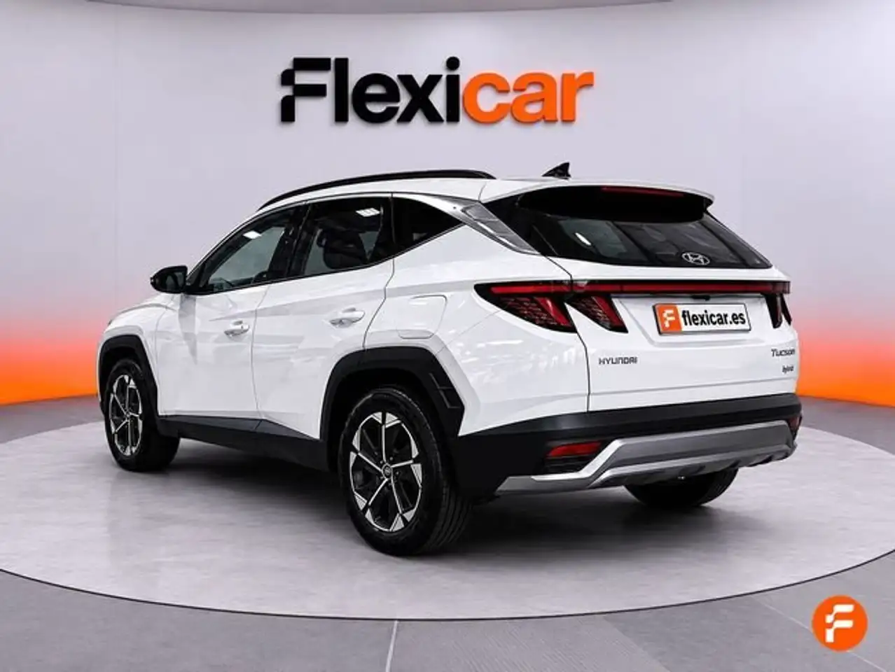 Hyundai TUCSON 1.6 CRDI 100kW (136CV) 48V Maxx — معرض صور السيارة 10