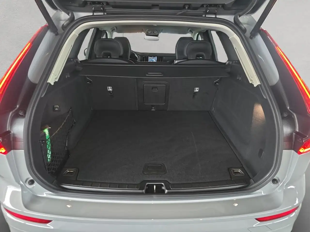 Volvo XC60 XC60 B5 B AWD Core — Galería del vehículo 2