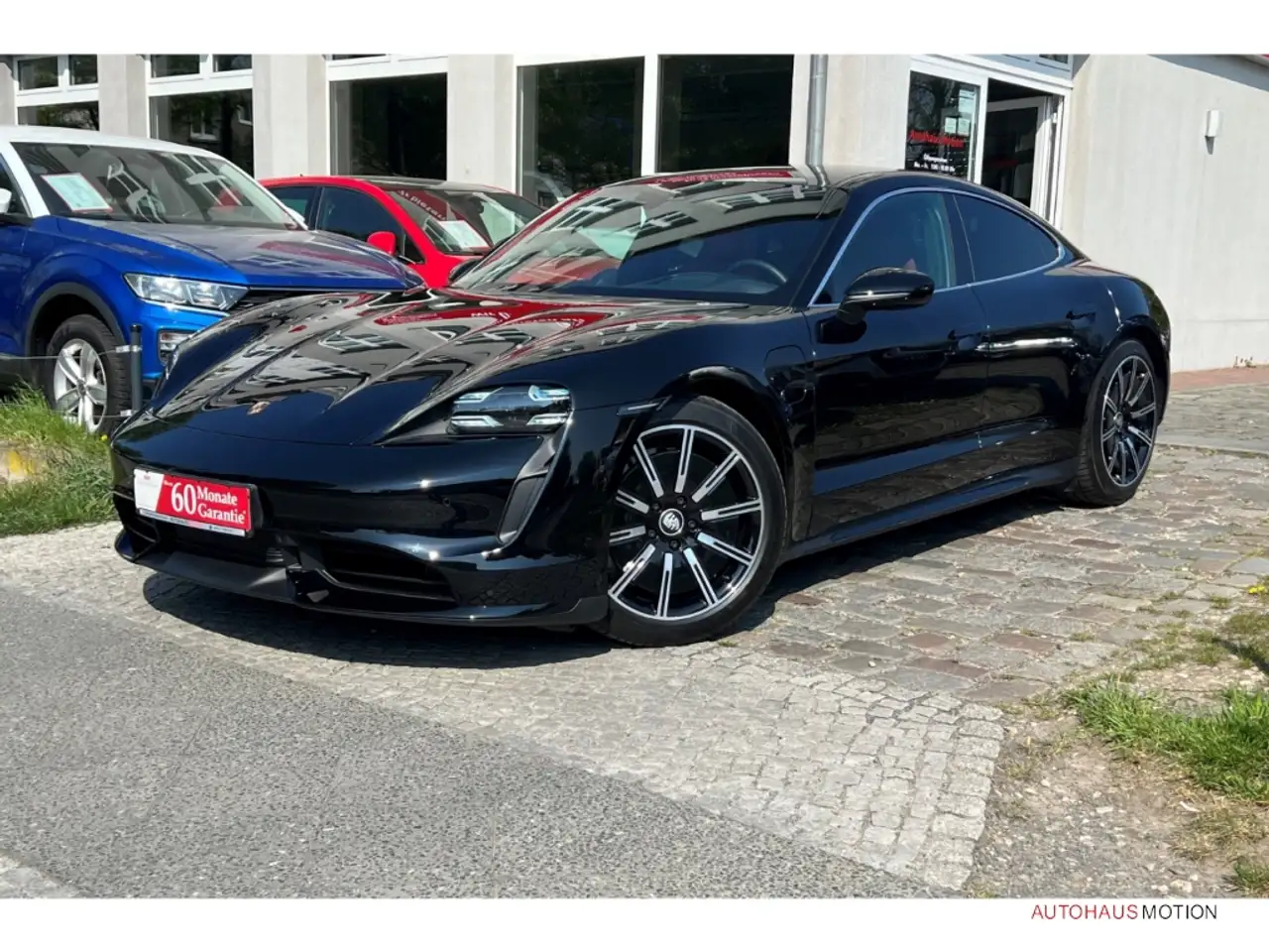 Porsche Taycan Turbo Chrono Matrix Bose HUD Pano 20'LM Beifahrer- — Vehicle gallery 2