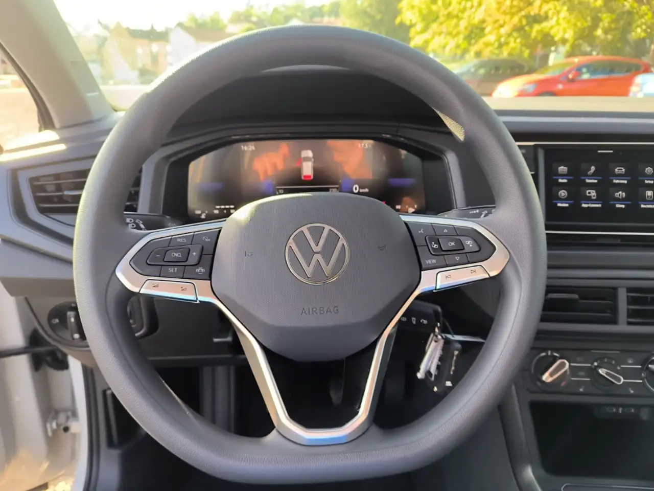 Volkswagen Polo VI 1.0+Klimaanlage+LED+FSE+el.Fensterheber — Vehicle gallery 9