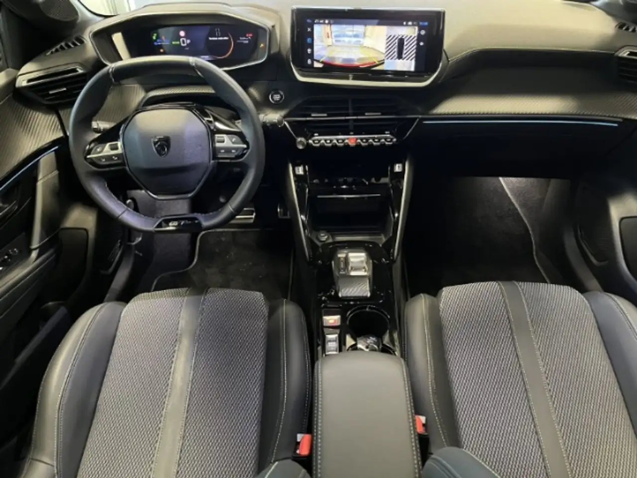 Peugeot 208 e-156 GT Panorama Navi Full-LED Klima DAB Digitale — Galerie du véhicule 8