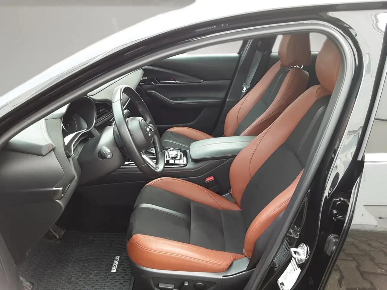 Mazda CX-30 2.0L e-SKYACTIV G 150ps Nagisa 2WD — Vehicle gallery 7