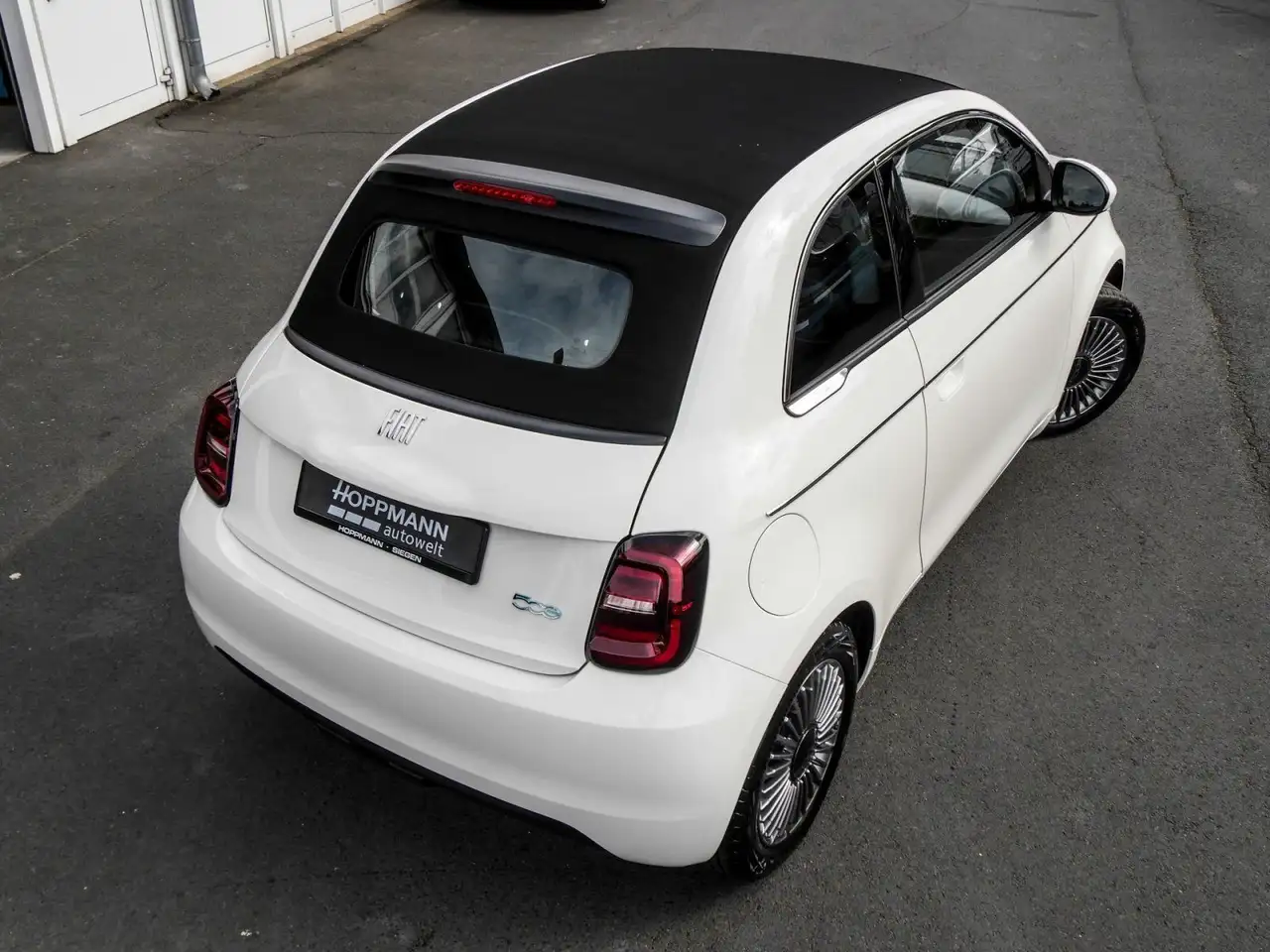 Fiat 500e Neuer 500C Base*PDC*Klimaautomatik*ALU*CarPlay* — Galería del vehículo 15