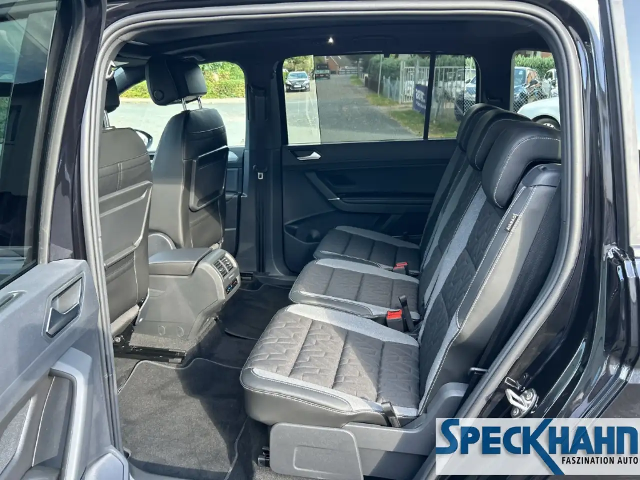 Volkswagen Touran GOAL BMT Start-Stopp 1.5 TSI SHZ Beheizbare Fronts — Galerie du véhicule 13