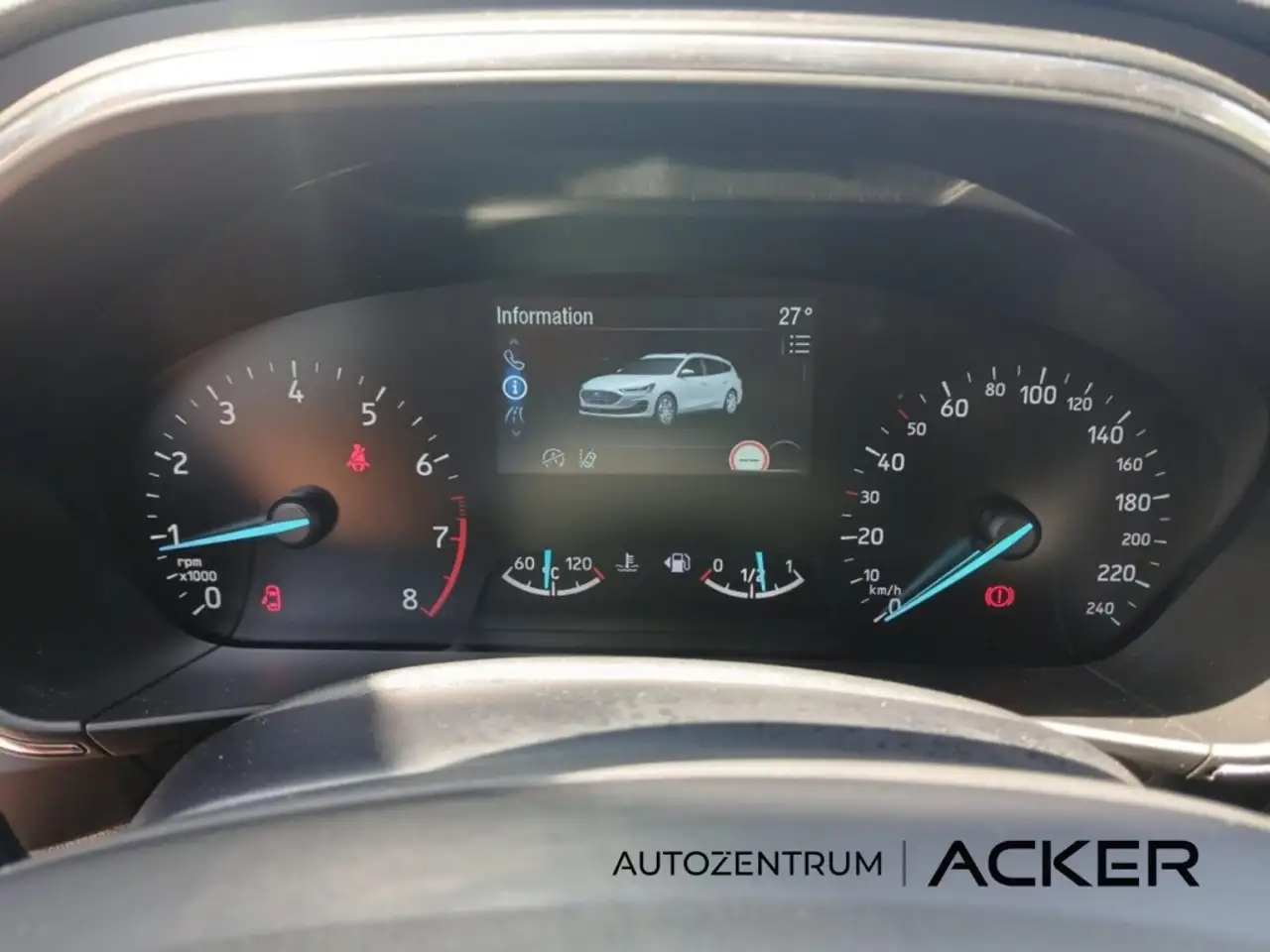 Ford Focus Titanium 1.0 MHEV AHK/ACC/*4J.Garantie* — معرض صور السيارة 18