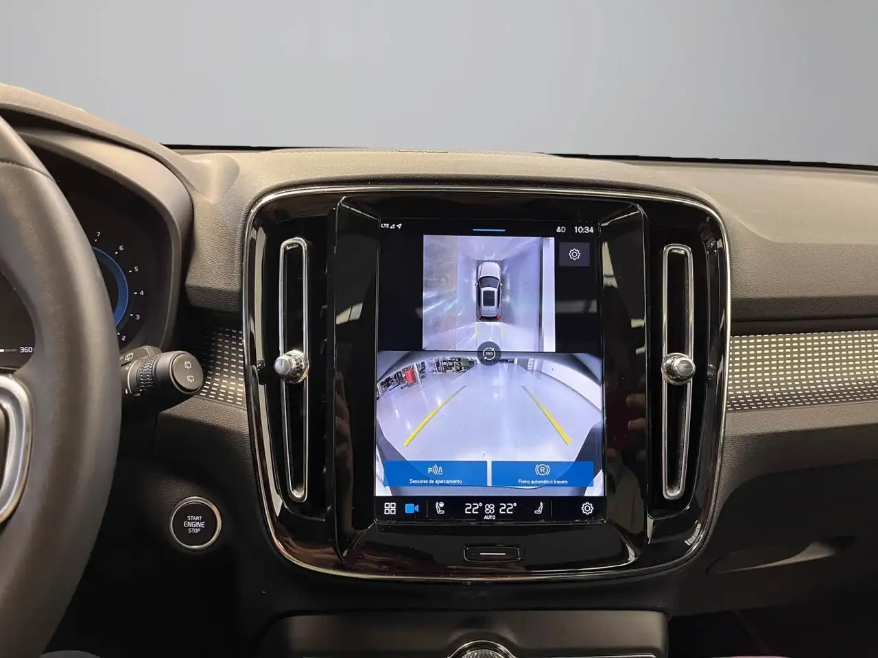 Volvo XC40 B4 Ultimate Dark Aut. — Galerie du véhicule 24