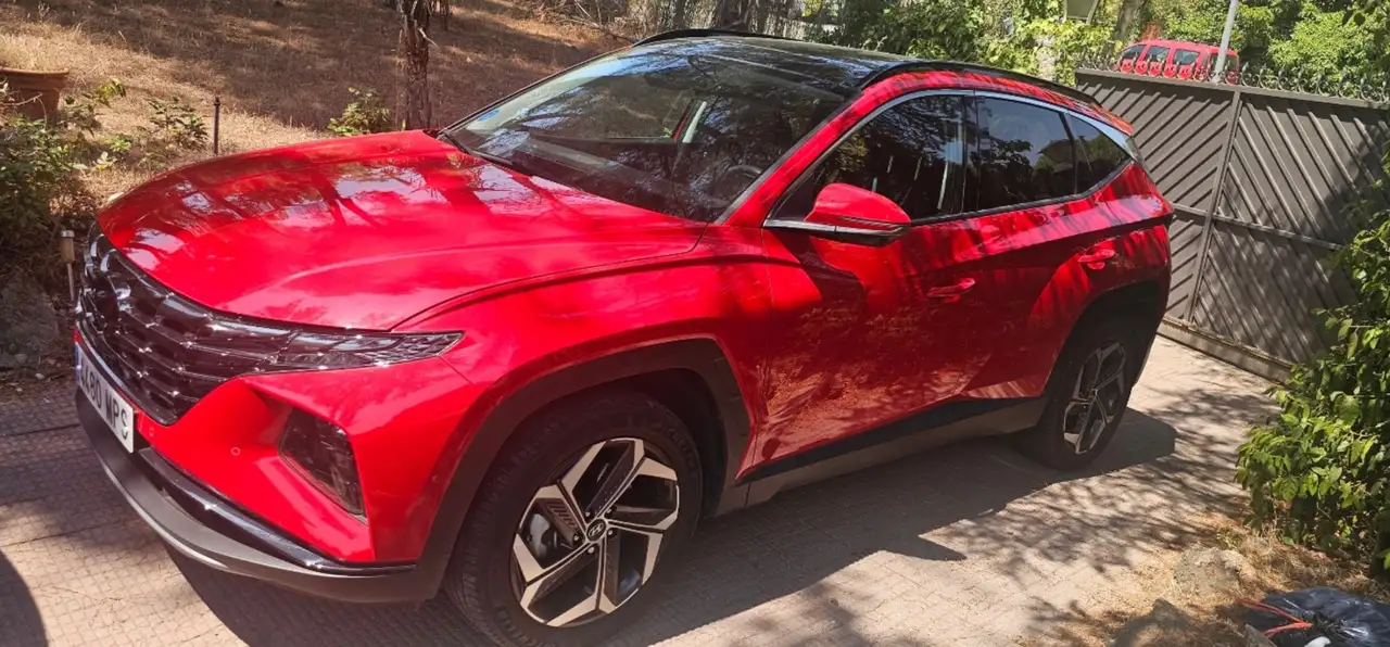 Hyundai TUCSON 1.6 TGDI híbrido enchufable acabado Style 4x4 — Vehicle gallery 3