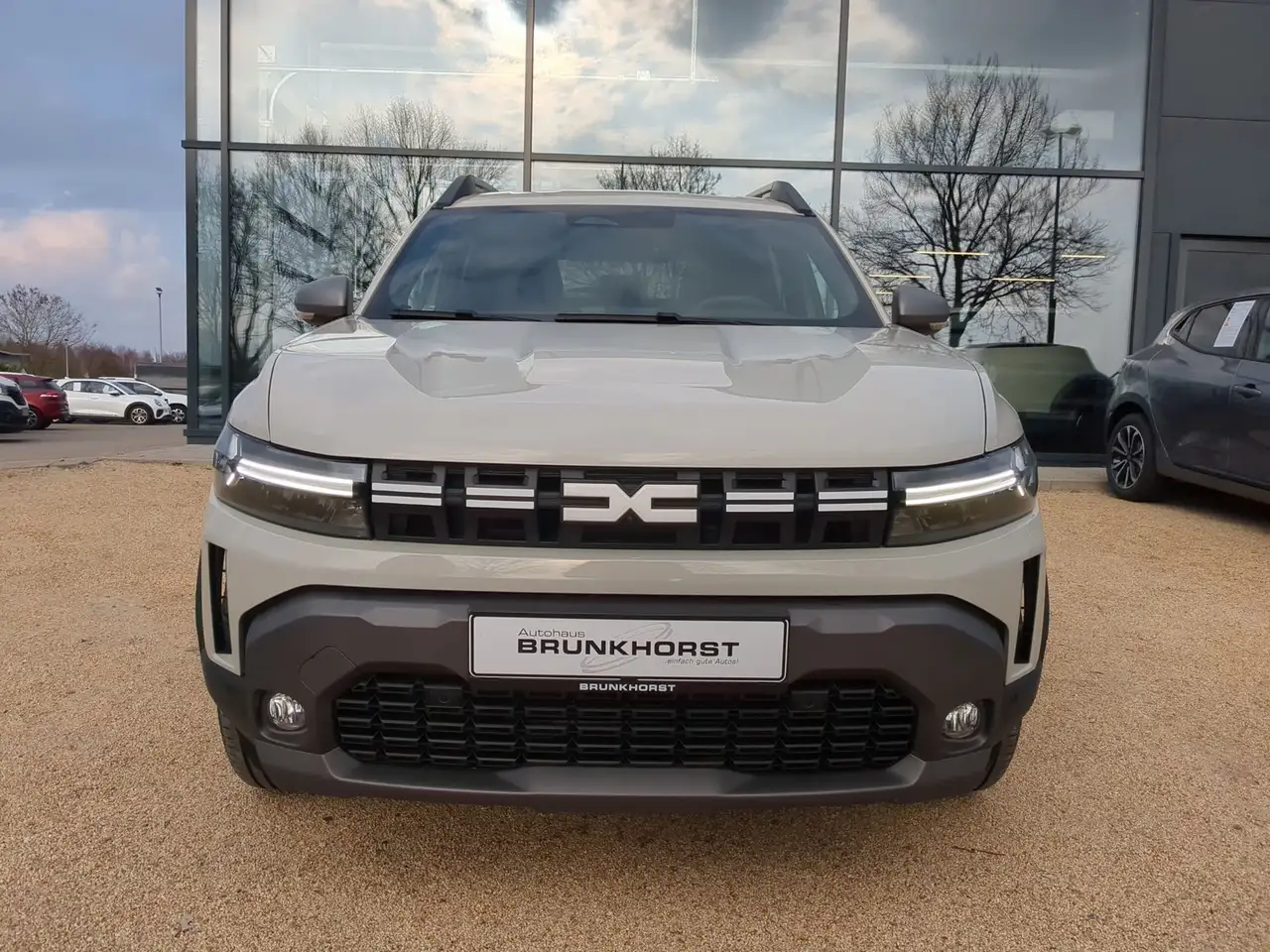 Dacia Duster Full-Hybrid 140 Journey SHZ+Navi+RFK+PDC — معرض صور السيارة 3