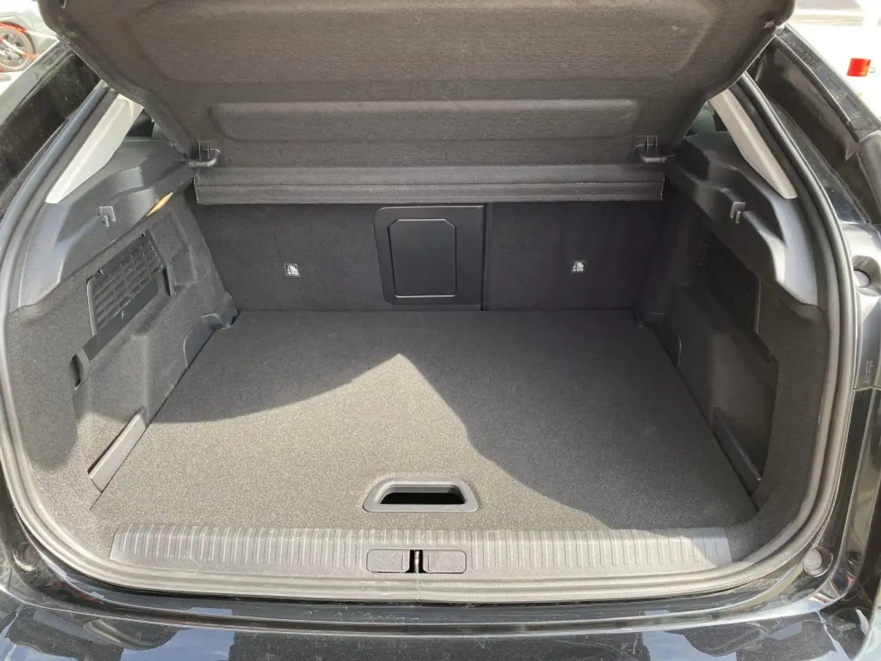 Citroen C4 PT 130 S&S *Automatik* MAX *beh. Frontsch*HeadUp* — Galería del vehículo 10