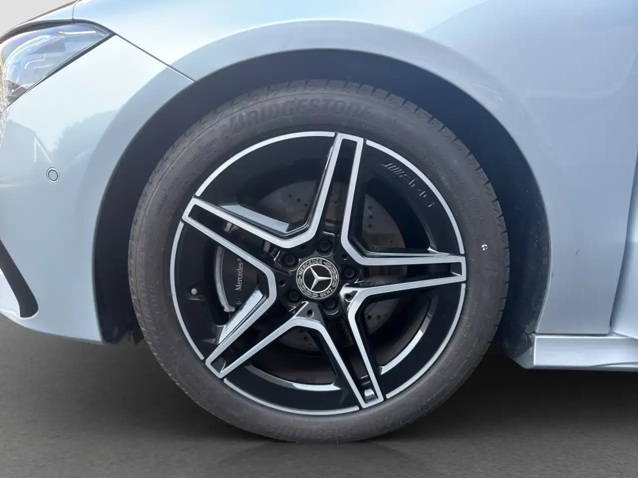 Mercedes-Benz CLA 200 Coupé AMG*Night*Pano*Key.Less*PDC*360° — معرض صور السيارة 16