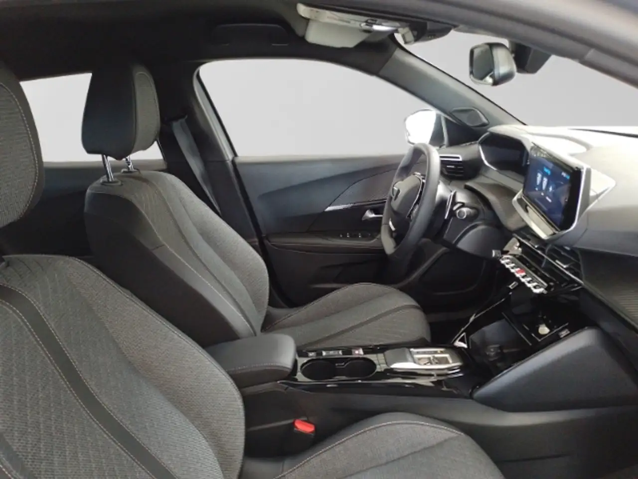 Peugeot 2008 Allure PT 130 EAT8 LED CarPlay LED PDC LM — Galería del vehículo 9