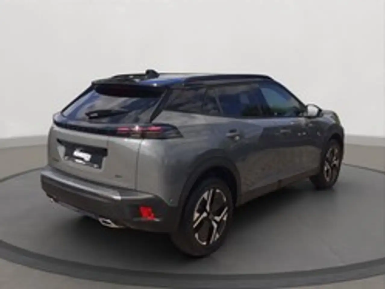 Peugeot 2008 GT PureTech 130 EAT8 — معرض صور السيارة 5