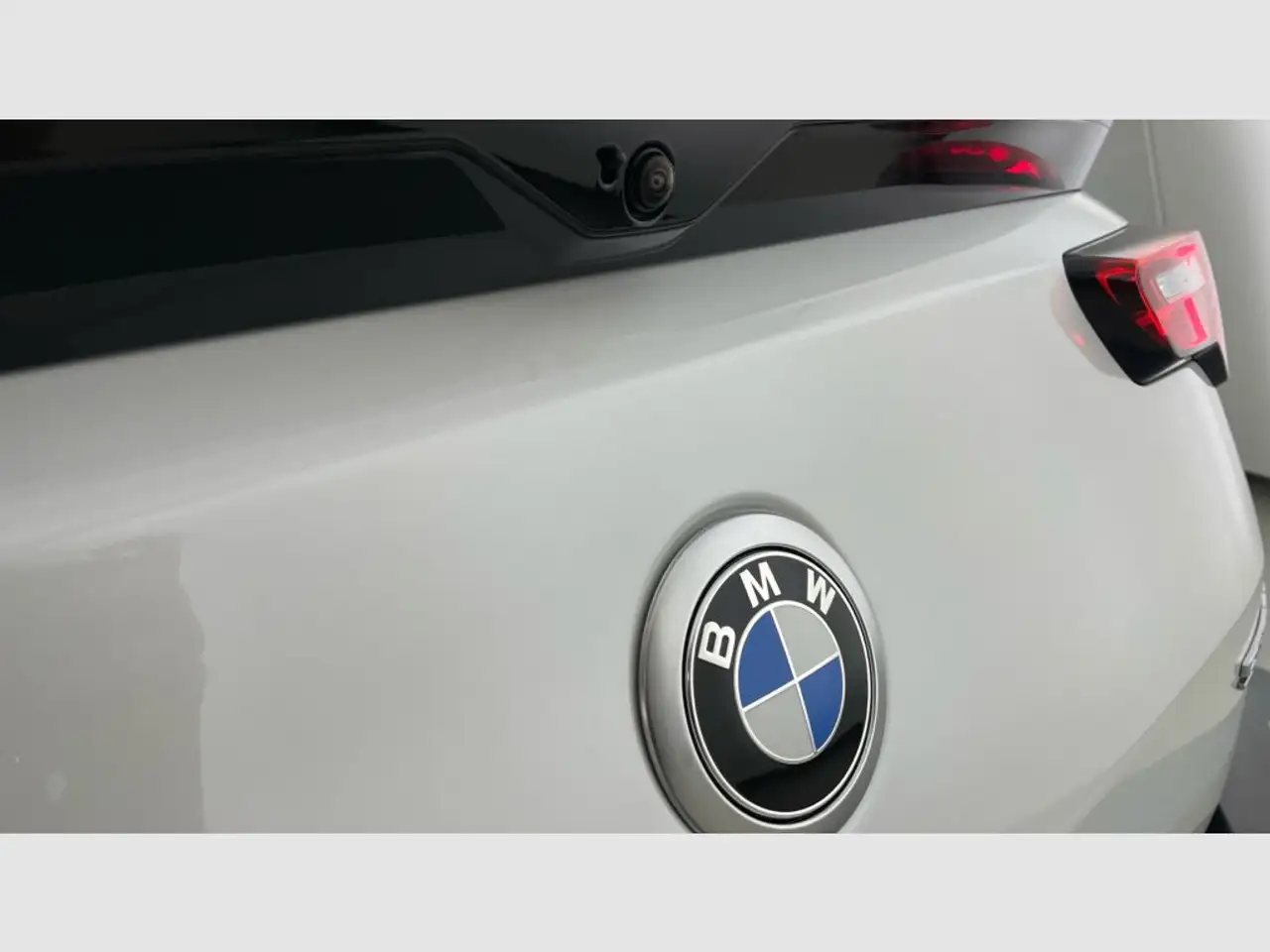 BMW X2 sDrive 20dA — Vehicle gallery 34