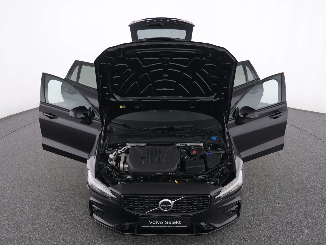 Volvo V60 B4 Plus Dark+360°+H&K SOUND+FAP — معرض صور السيارة 13