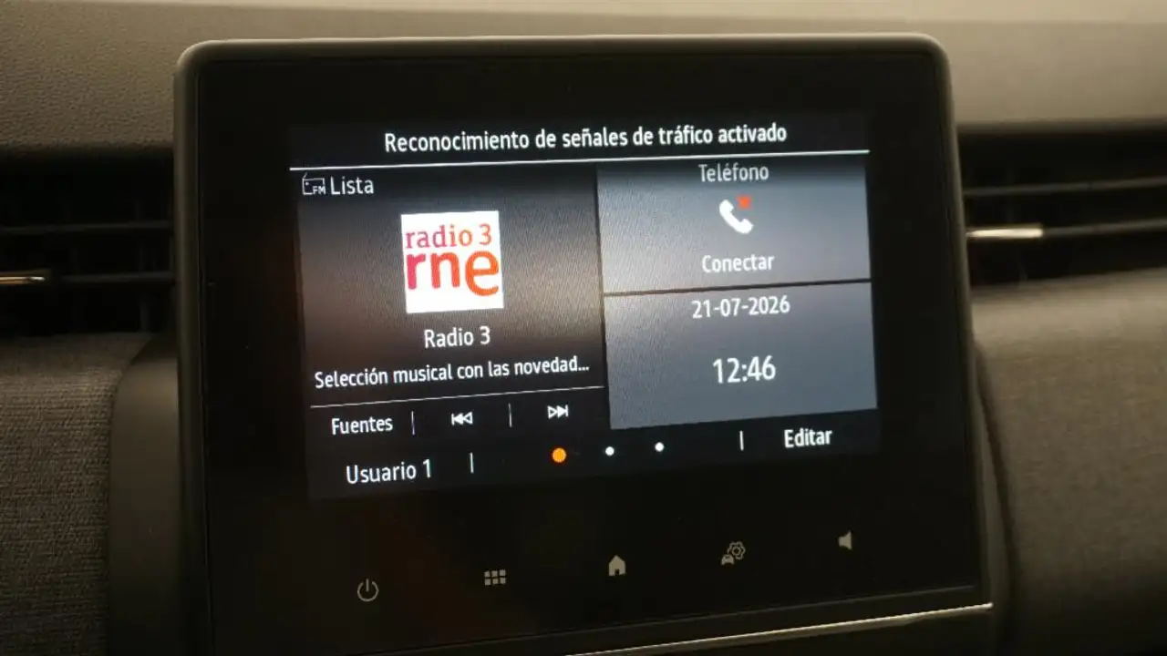 Renault Clio 1.0 TCE 74KW LPG EVOLUTION 100 5P — Vehicle gallery 12