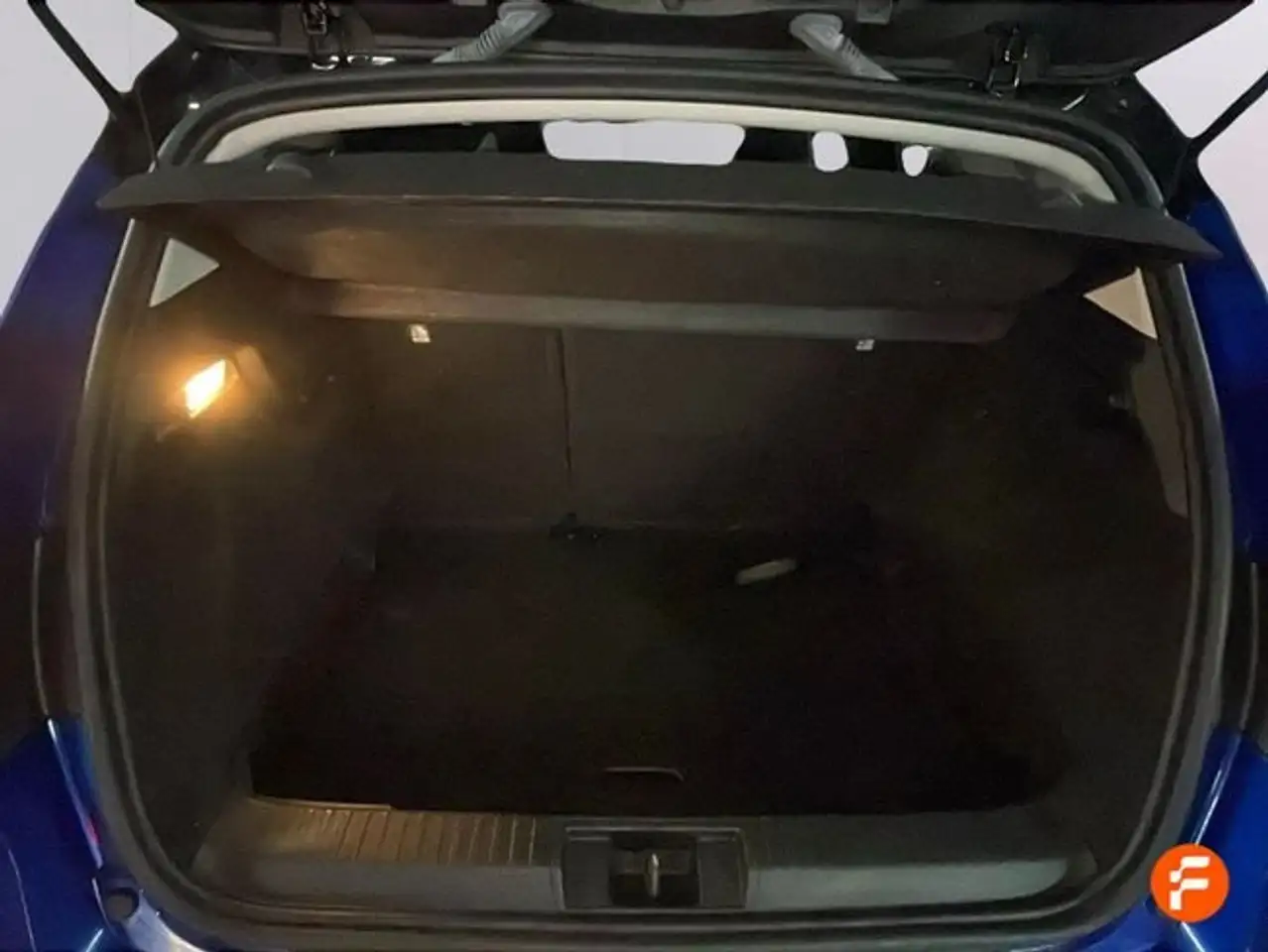 Renault Captur TCe Techno 67kW — Vehicle gallery 25