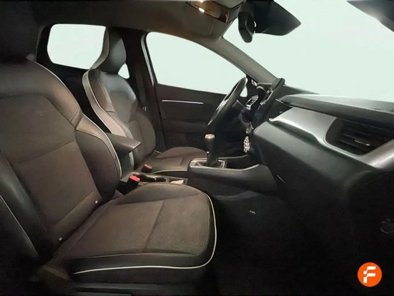 Renault Captur TCe Techno 67kW — Vehicle gallery 14