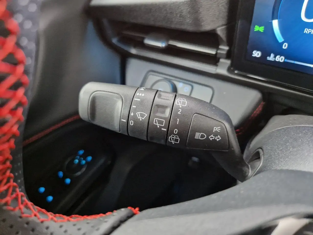 Ford Puma 1.0 MHEV ST-Line X "Matrix-LED" — Vehicle gallery 30