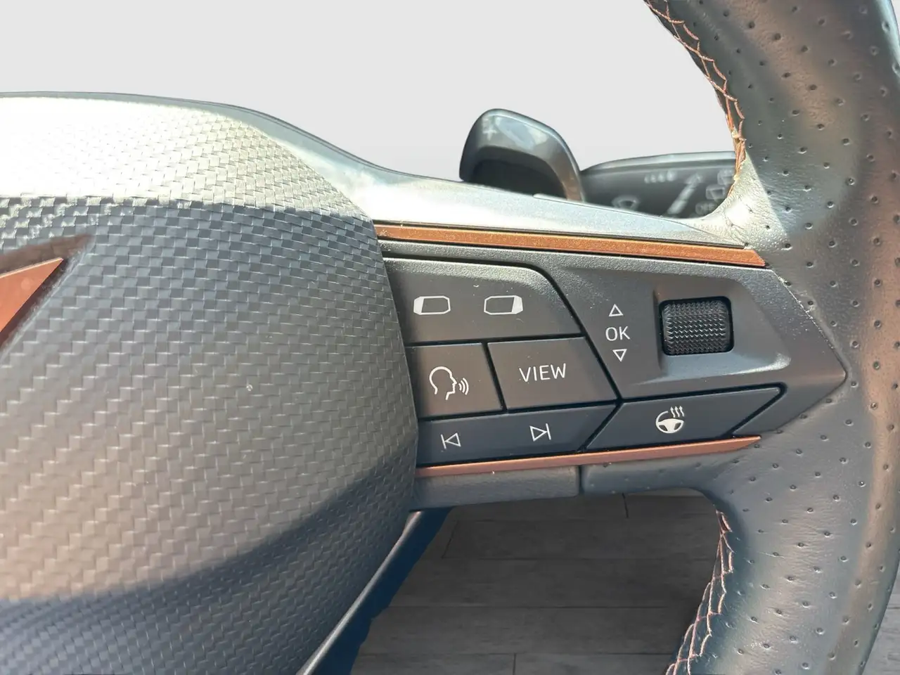 CUPRA Formentor 1.5 BEATS AHK KAMERA ACC ALU18" — معرض صور السيارة 15