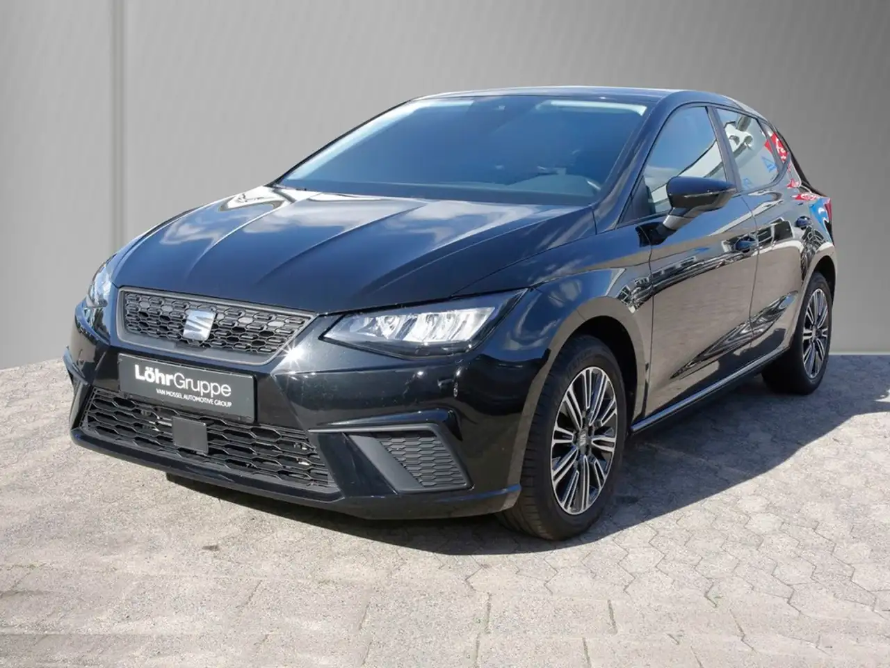 SEAT Ibiza 1.0 TSI DSG Style Edition 15" FullLink+VC LED P... — معرض صور السيارة 2