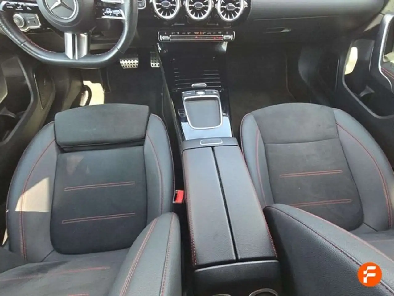 Mercedes-Benz A 180 — Galerie du véhicule 25