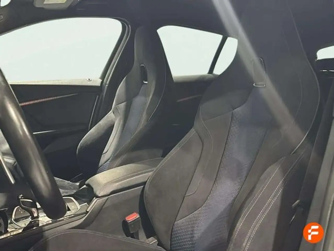 BMW 118 118dA — معرض صور السيارة 23
