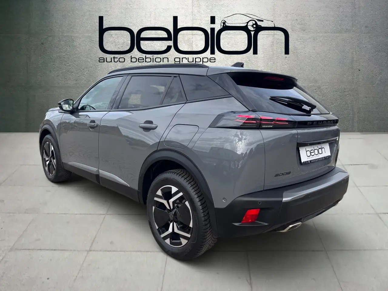 Peugeot 2008 1.2 PureTech 130 Allure LED PDC KlimaA Navi — Galerie du véhicule 11