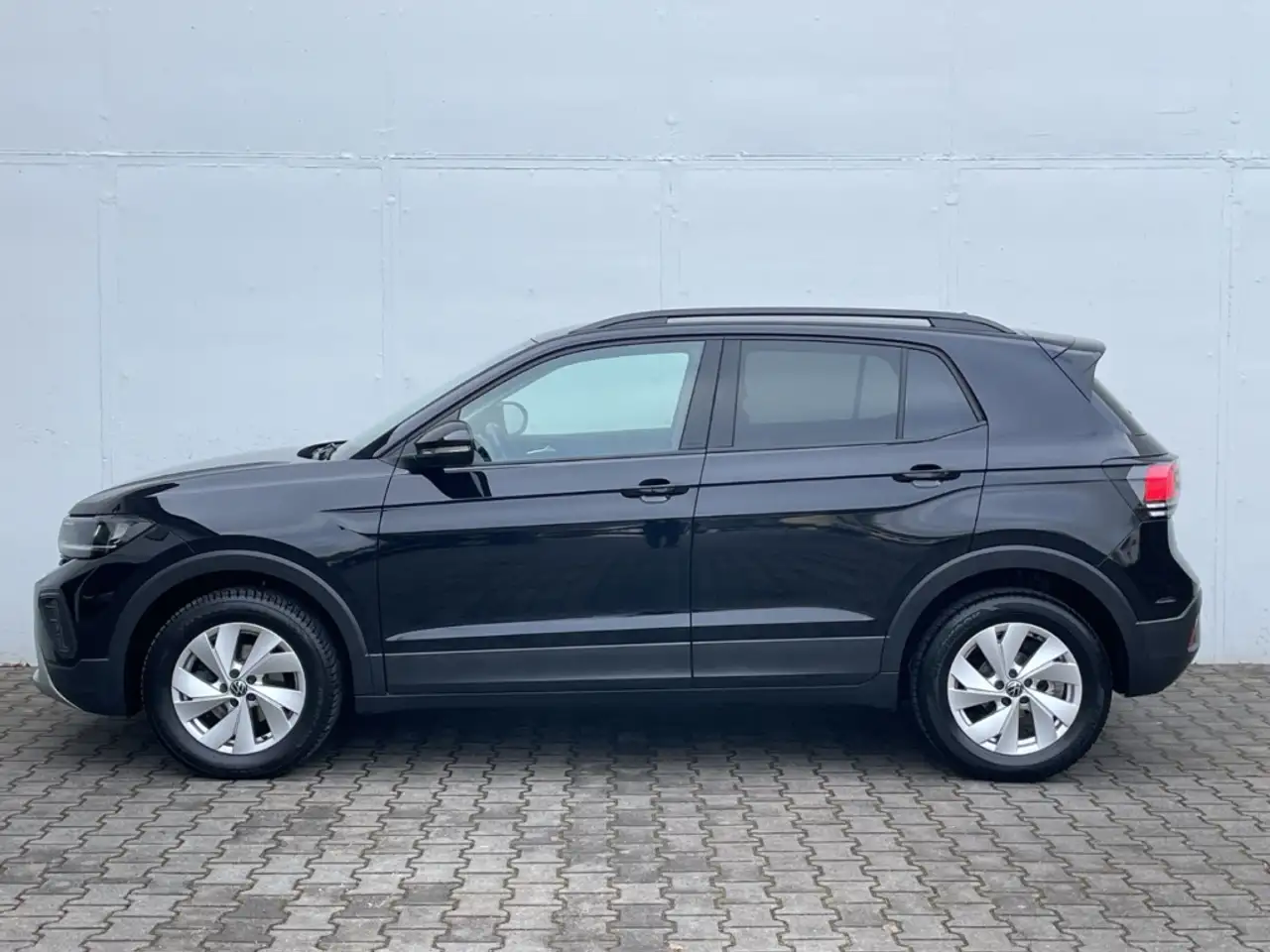 Volkswagen T-Cross 1.0 TSI DSG Life Kamera/Navi/App-Connect/LED/Sitzh — Vehicle gallery 4