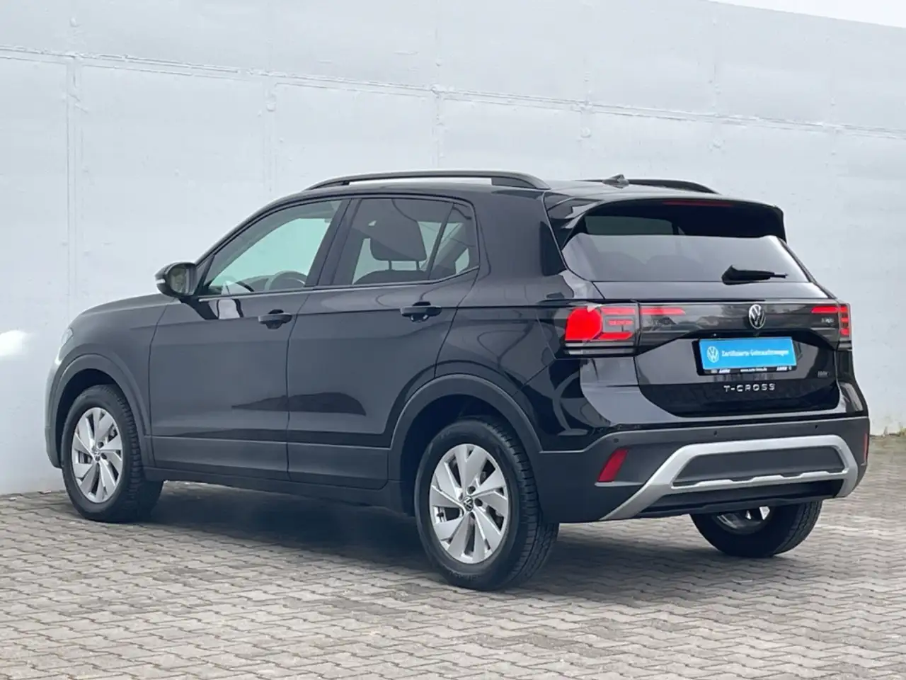 Volkswagen T-Cross 1.0 TSI DSG Life Kamera/Navi/App-Connect/LED/Sitzh — Vehicle gallery 6