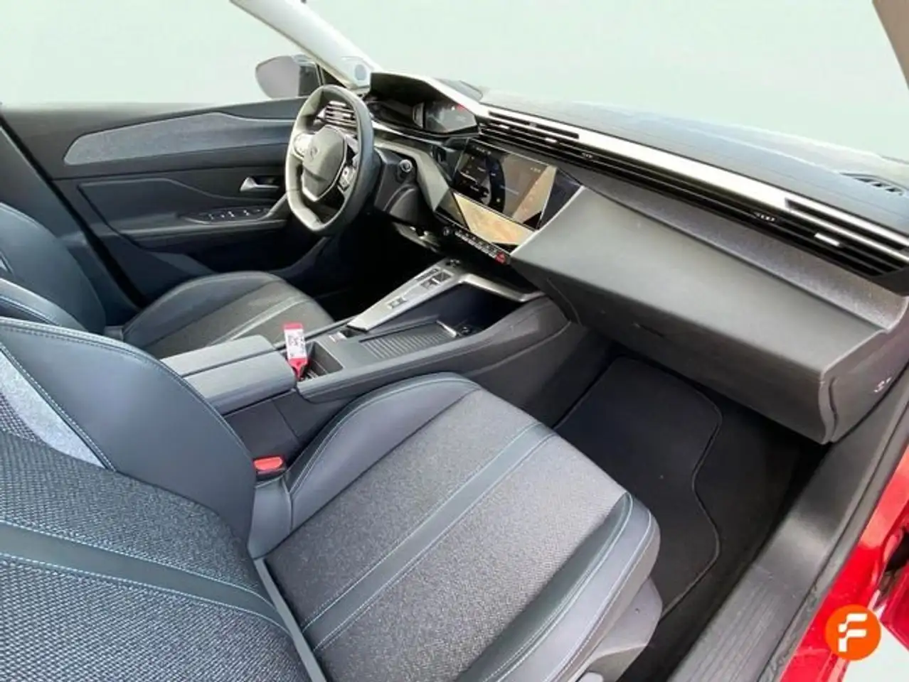 Peugeot 308 SW 1.5 BlueHDi S&S Allure EAT8 130 — Vehicle gallery 21