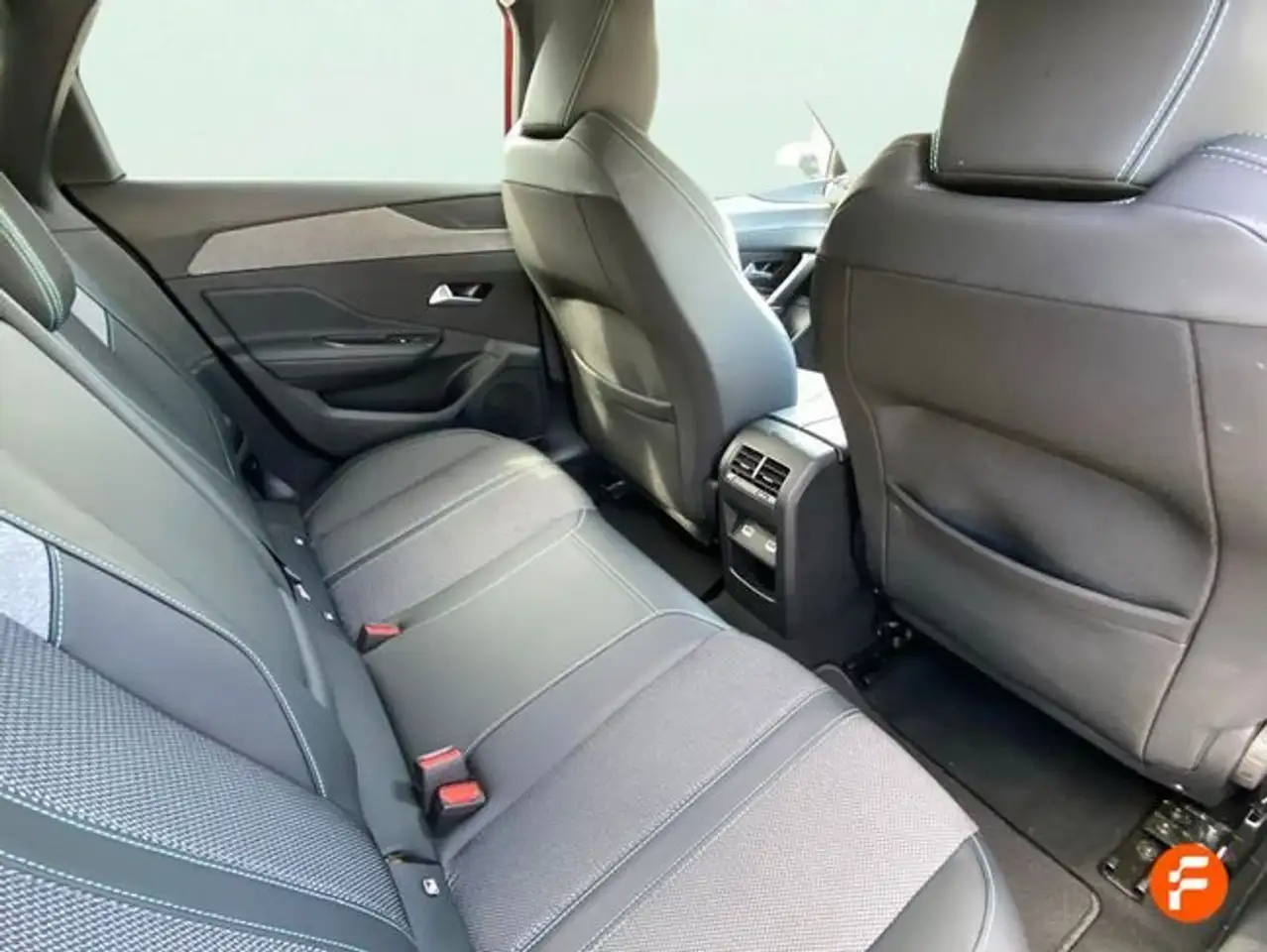 Peugeot 308 SW 1.5 BlueHDi S&S Allure EAT8 130 — Vehicle gallery 24