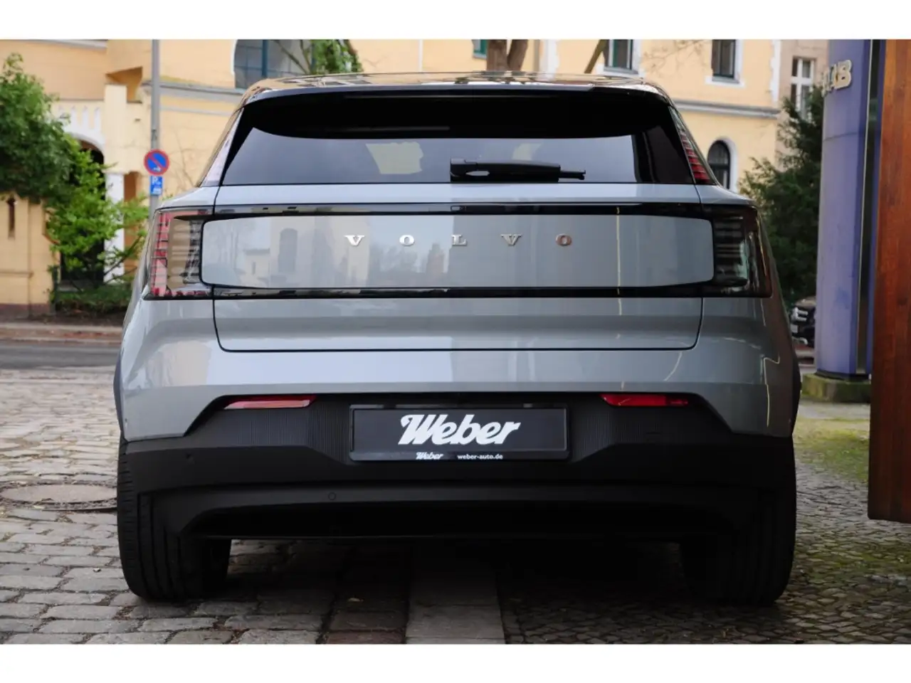 Volvo EX30 Twin Motor Performance Ultra *indigo*AWD* — معرض صور السيارة 7