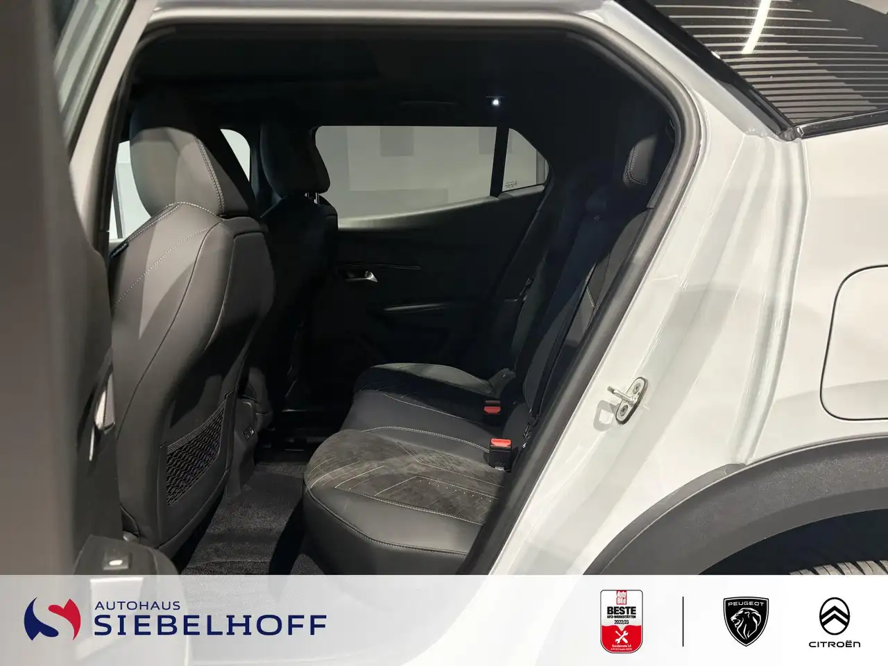 Peugeot 2008 GT PureTech 130 EAT8 — معرض صور السيارة 9
