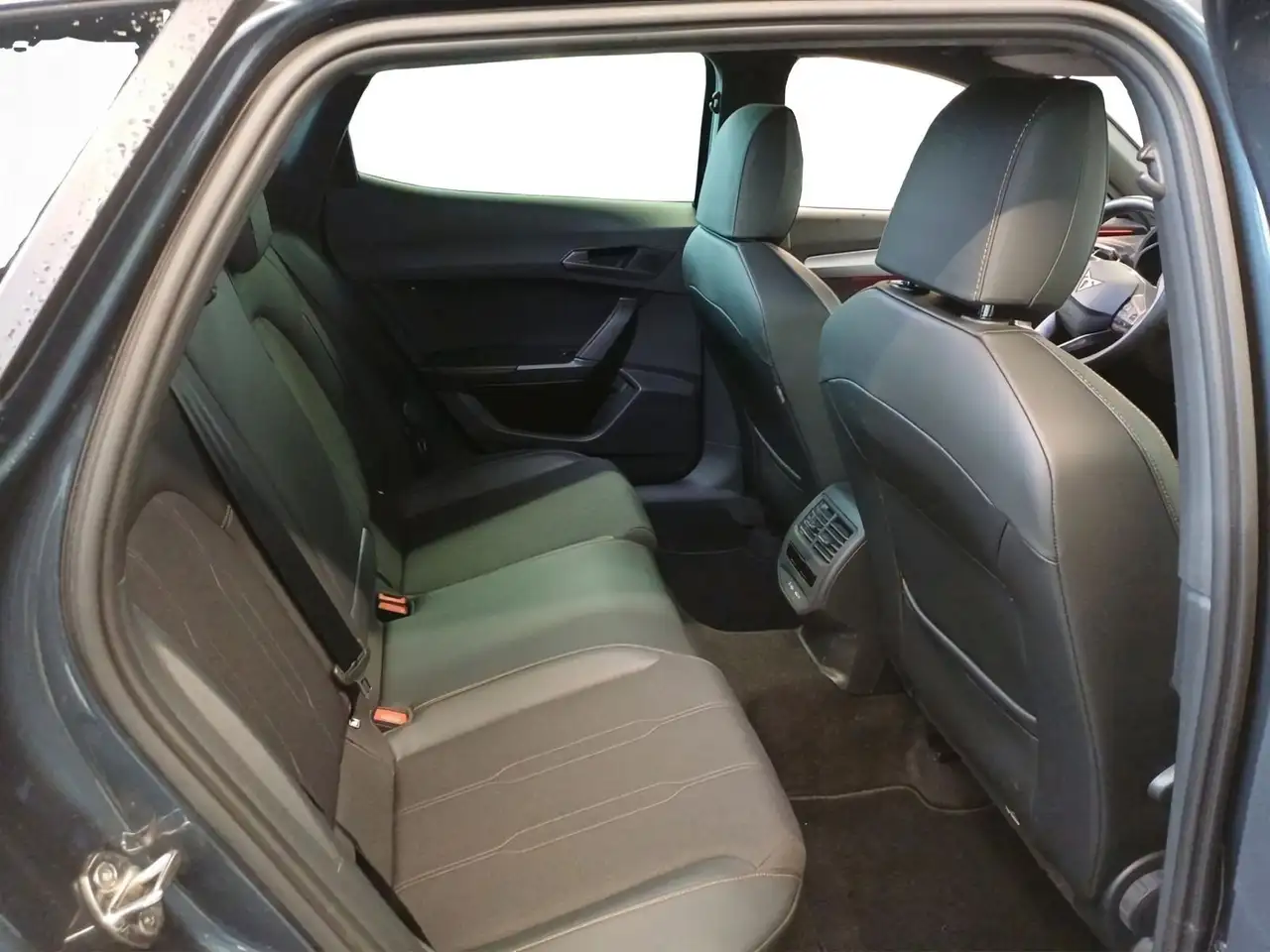 CUPRA Formentor 1.5 TSI DSG*NAVI*AHK*KAM*SHZ*ACC*19ZOL — معرض صور السيارة 11