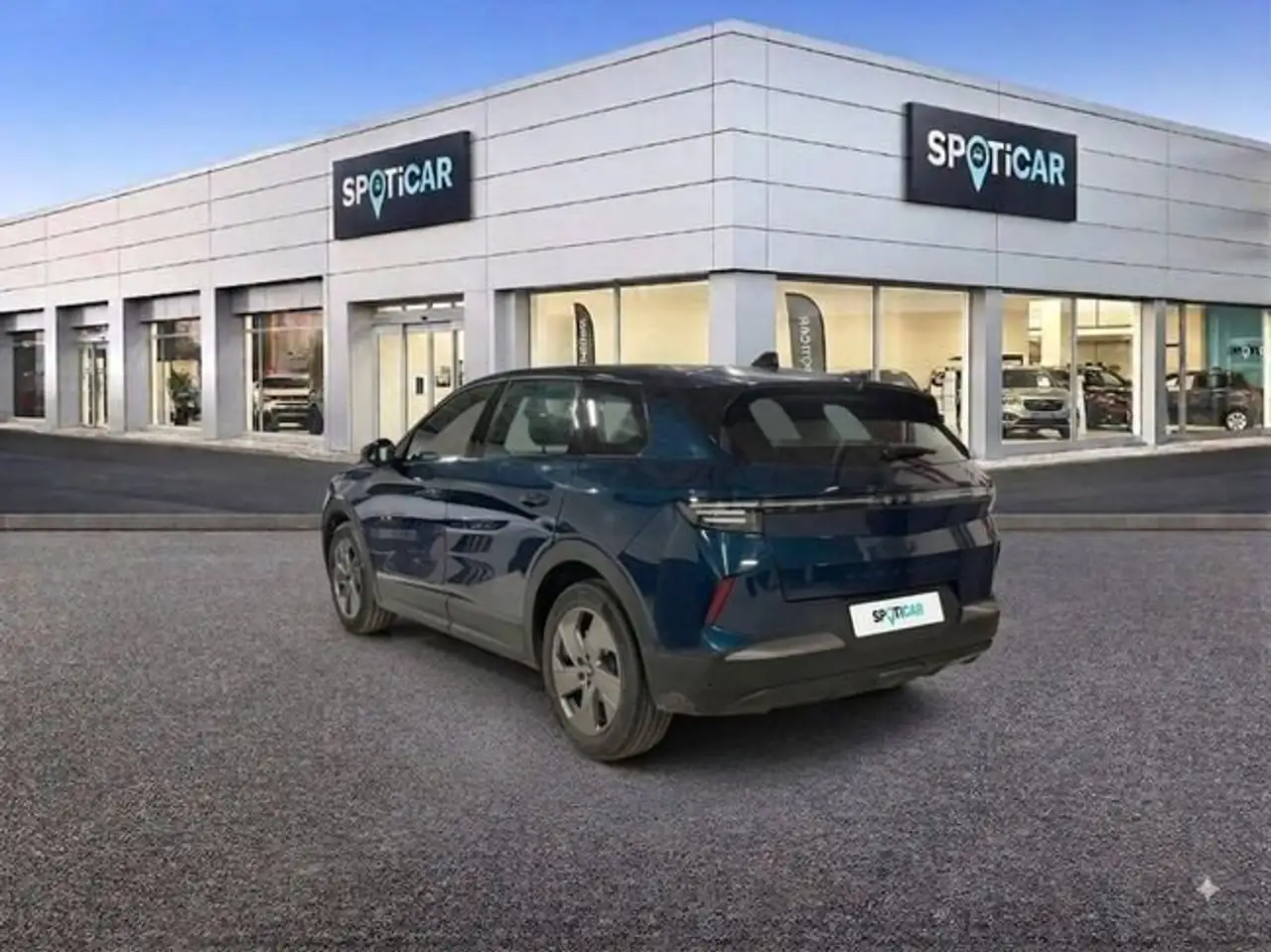Opel Grandland 1.2T XHT Hybrid S&S Edition eDCT6 136 — معرض صور السيارة 4