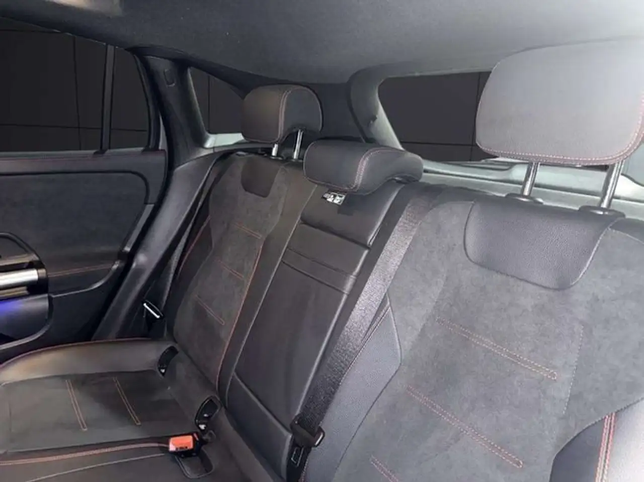 Mercedes-Benz EQA 250+ AMG — Vehicle gallery 16