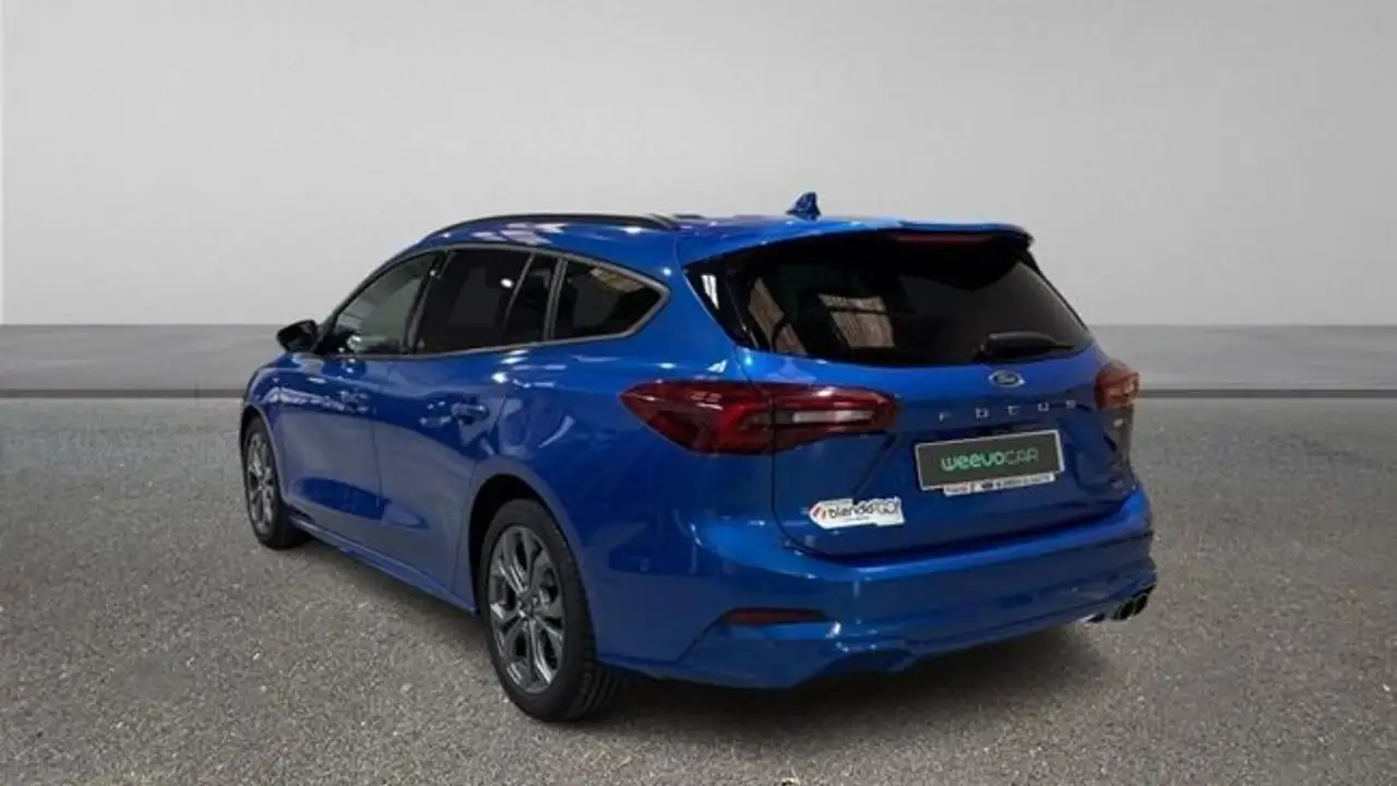Ford Focus 1.0 ECOBOOST MHEV 92KW ST-LINE 125 5P — Vehicle gallery 2