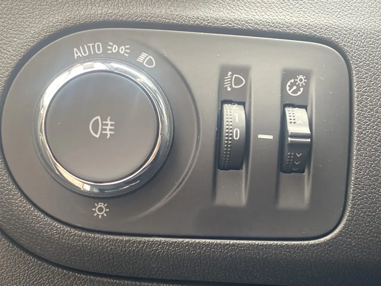 Opel Crossland 1.2 Turbo Enjoy LED+SHZ+Fernlichtass. — Vehicle gallery 21
